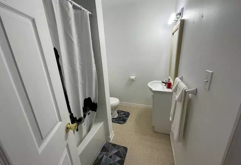 Muskoka Nights Motel