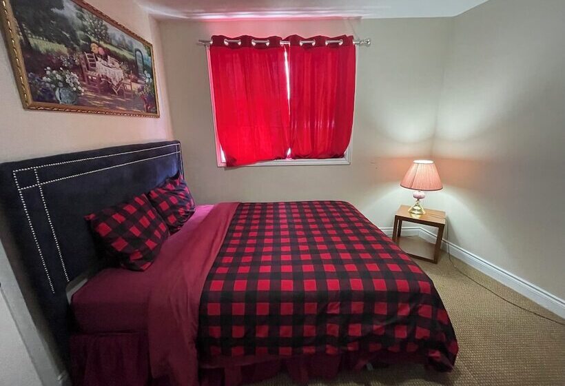 Muskoka Nights Motel