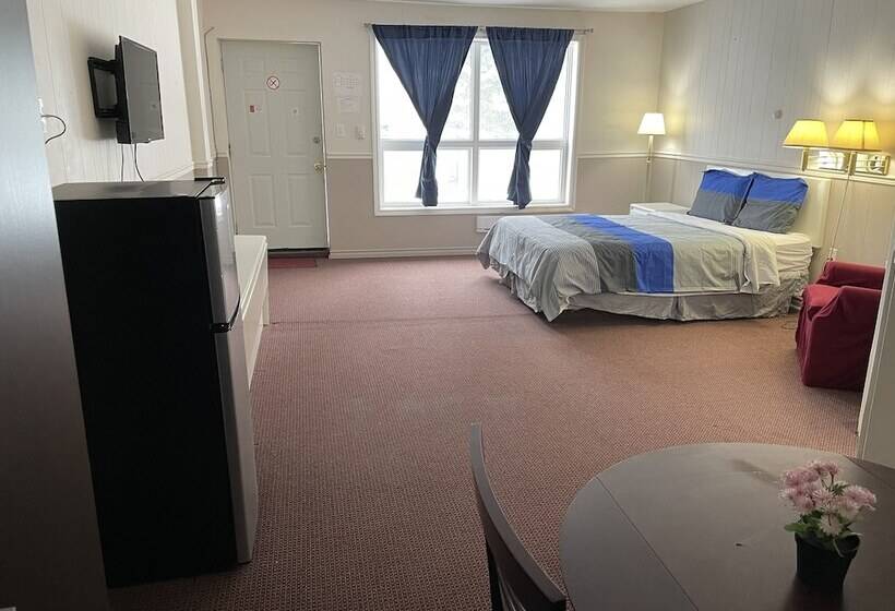 Muskoka Nights Motel