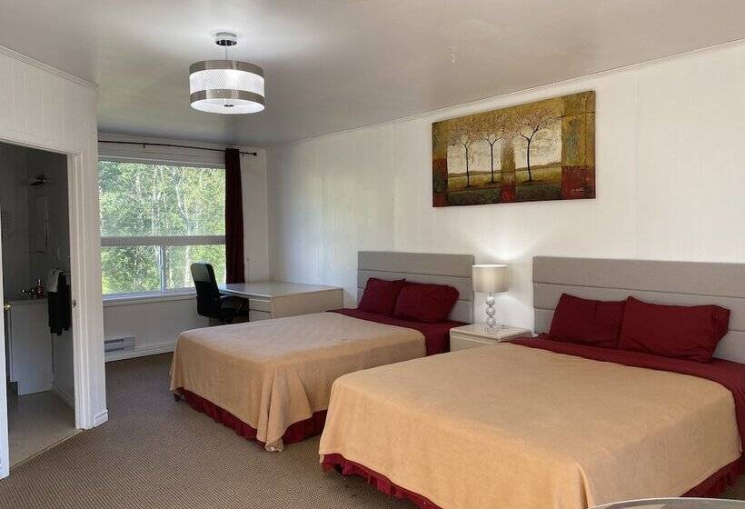 Muskoka Nights Motel