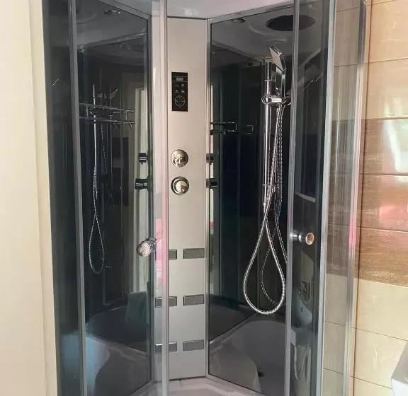 Majatalo Penzion Pod Lesem