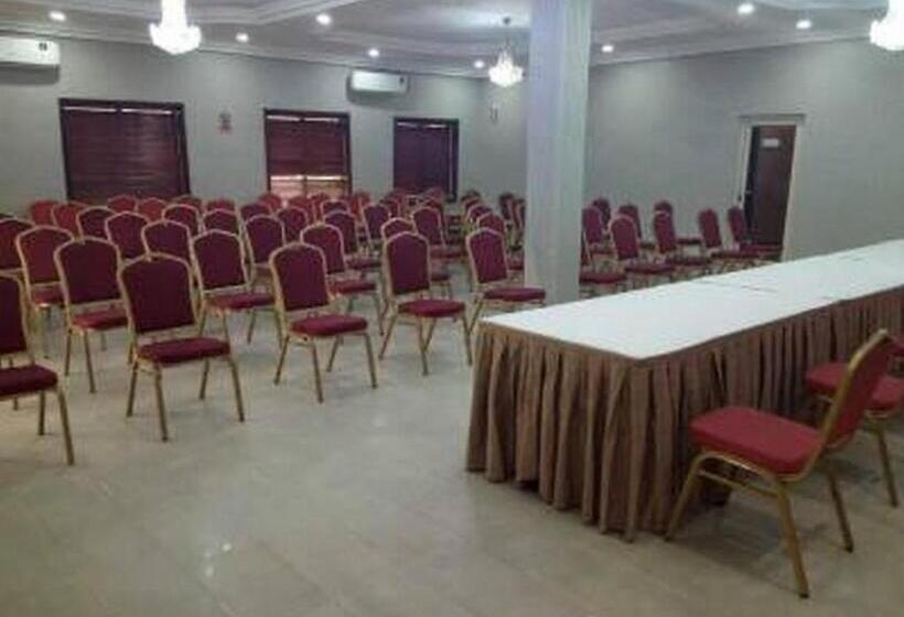 پانسیون Room In Lodge Somitel Hotels And Resort Ltd