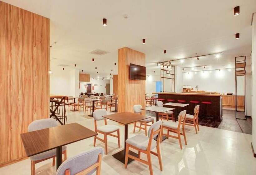 Summit Suítes Hotel Cruzeiro