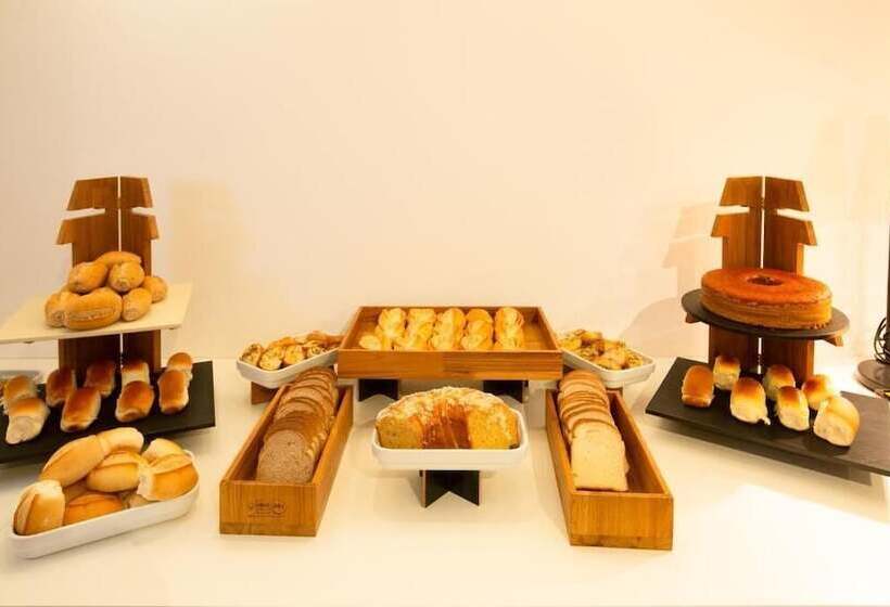 Summit Suítes Hotel Cruzeiro