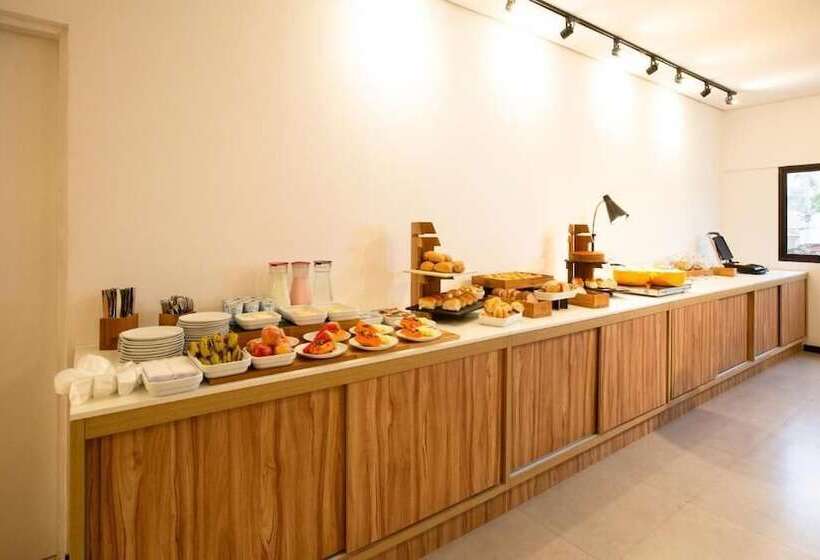 Summit Suítes Hotel Cruzeiro