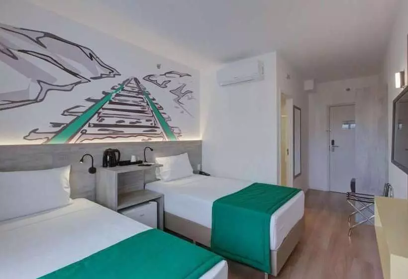 Summit Suítes Hotel Cruzeiro