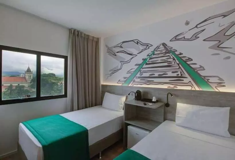 Summit Suítes Hotel Cruzeiro