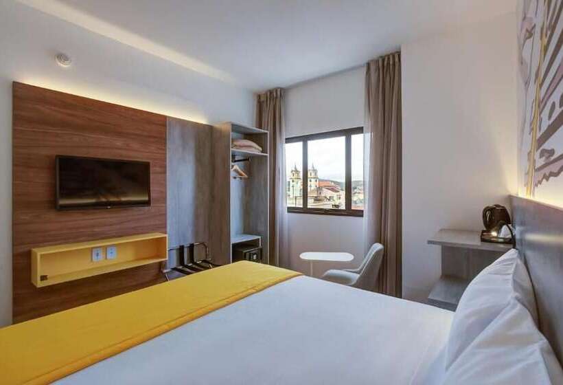 Summit Suítes Hotel Cruzeiro