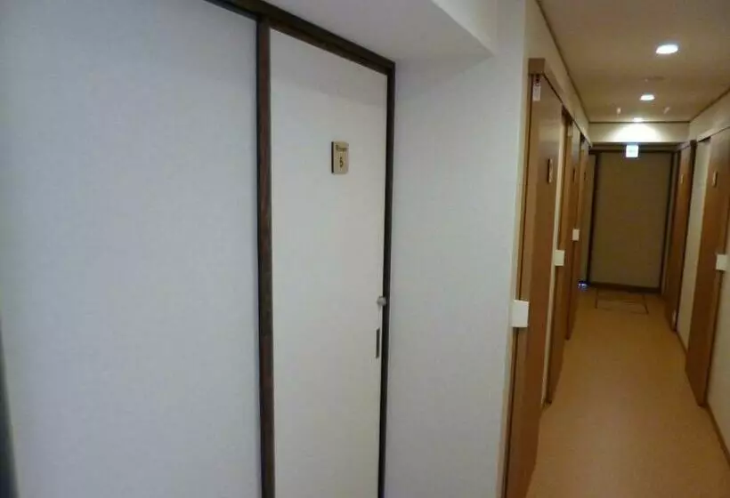 Retkeilymaja ホステルたつみや