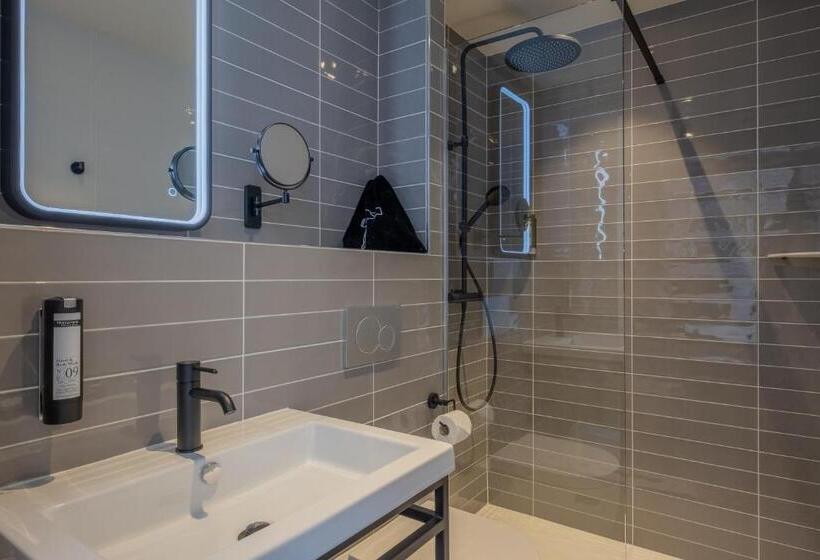 Ferdinand Hotel Tours