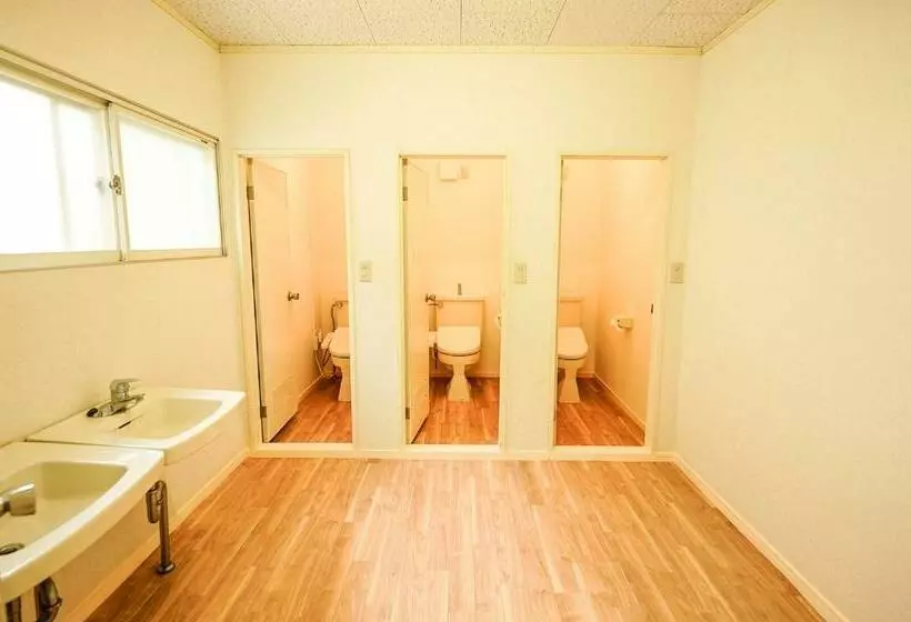 هتل 成田スカイパークイン芝山