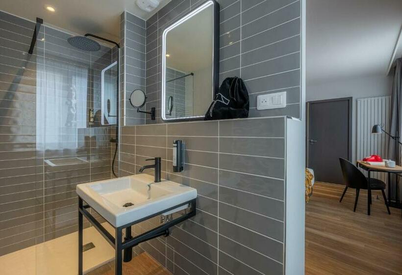 Ferdinand Hotel Tours