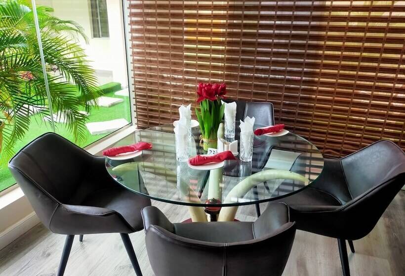 هتل Flexible Business Suites