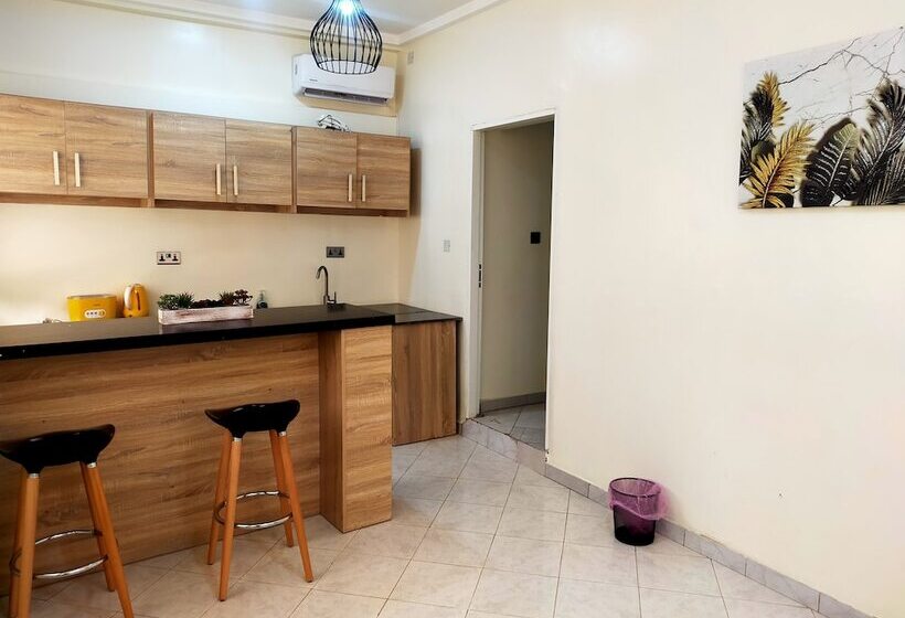 هتل Flexible Business Suites