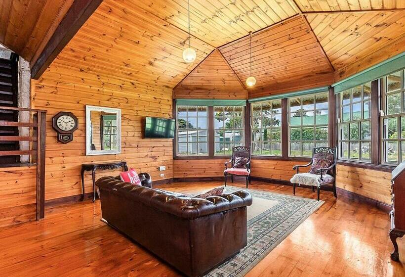 ホテル The Stables