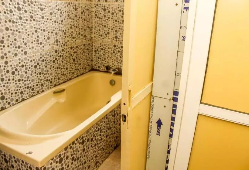 پانسیون Laquinta Hotel By Juicebox