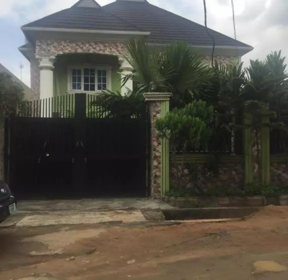 پانسیون Laquinta Hotel By Juicebox