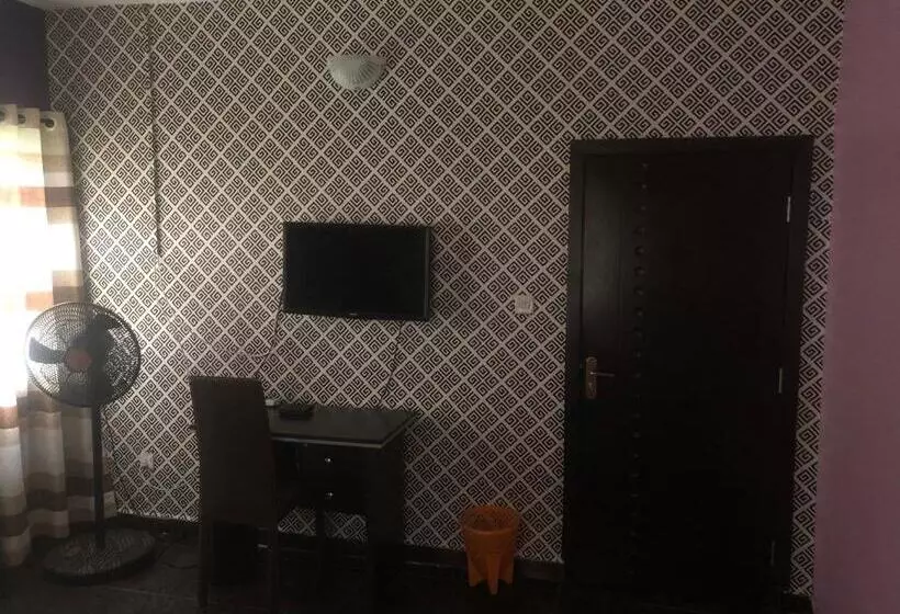 پانسیون Laquinta Hotel By Juicebox