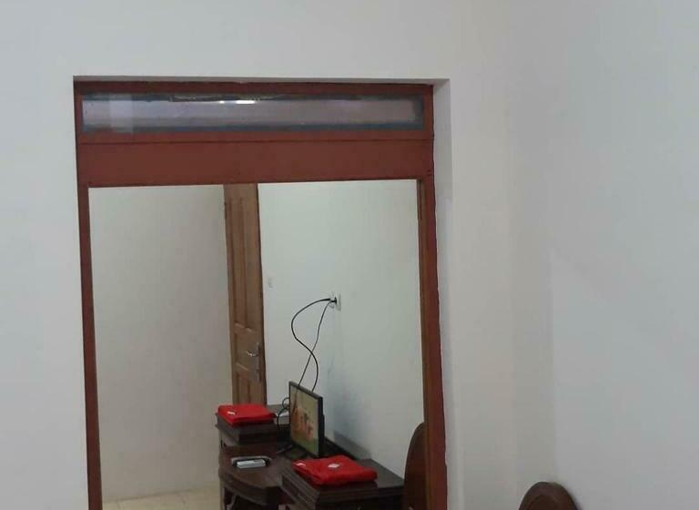 Pension Omo Inn Solo Redpartner