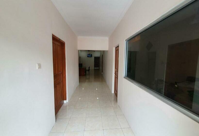 Pension Omo Inn Solo Redpartner