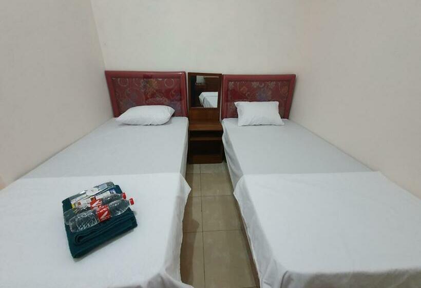 Pension Omo Inn Solo Redpartner