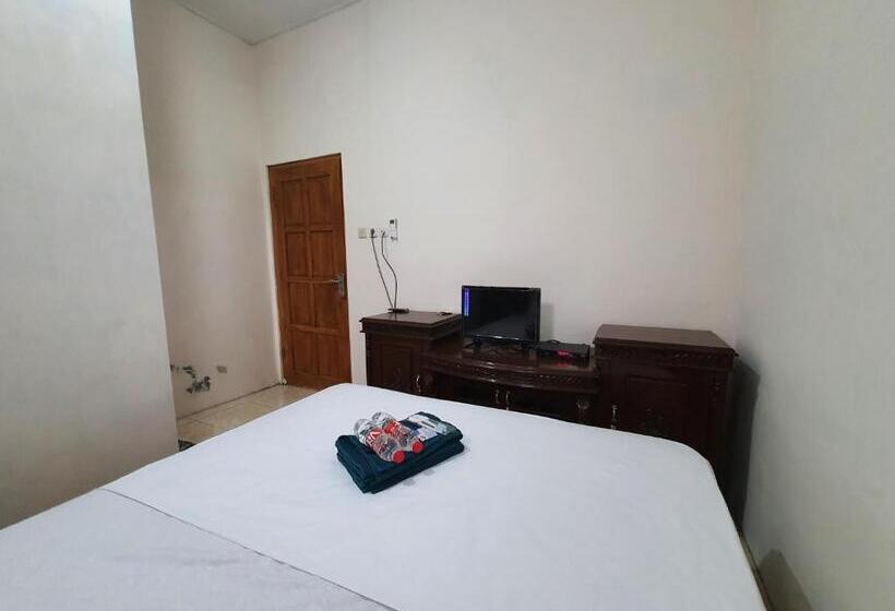 Pension Omo Inn Solo Redpartner