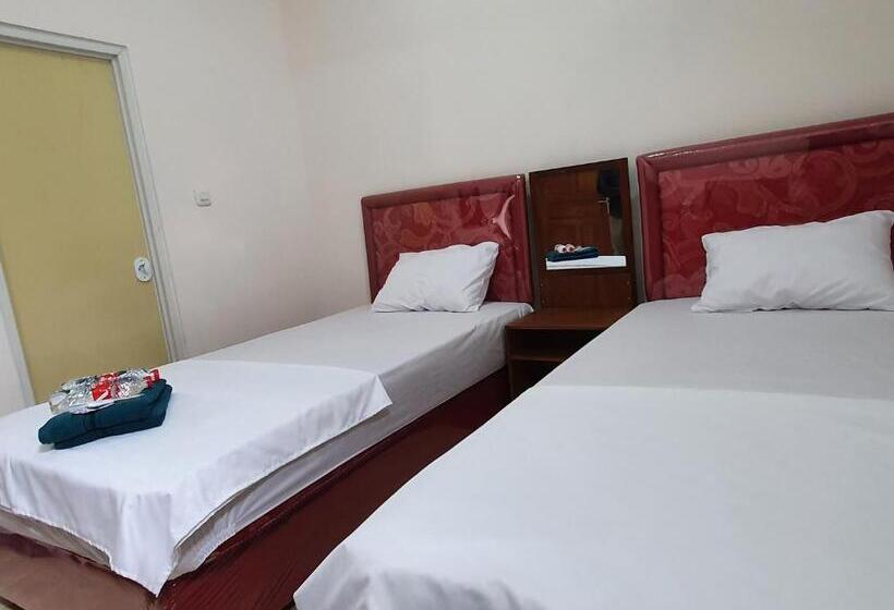 Pension Omo Inn Solo Redpartner