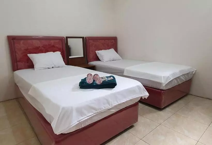 Pension Omo Inn Solo Redpartner