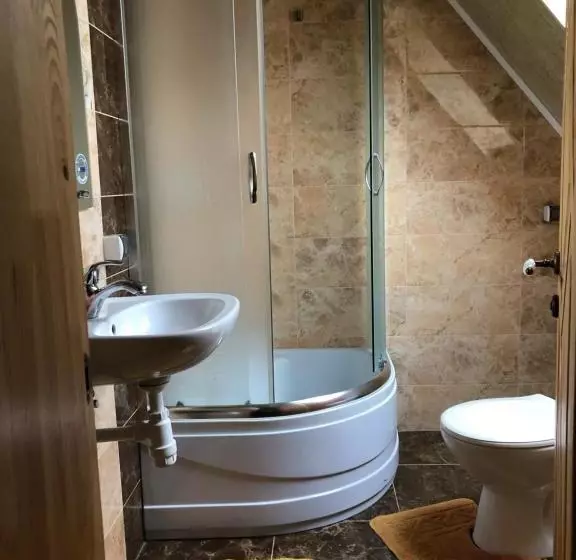 ユースホステル будинок художника шипіт