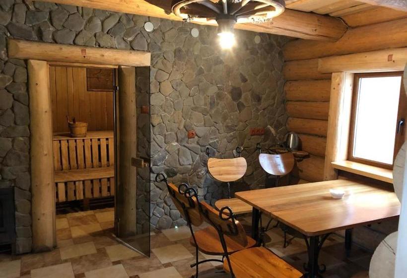 旅馆 будинок художника шипіт