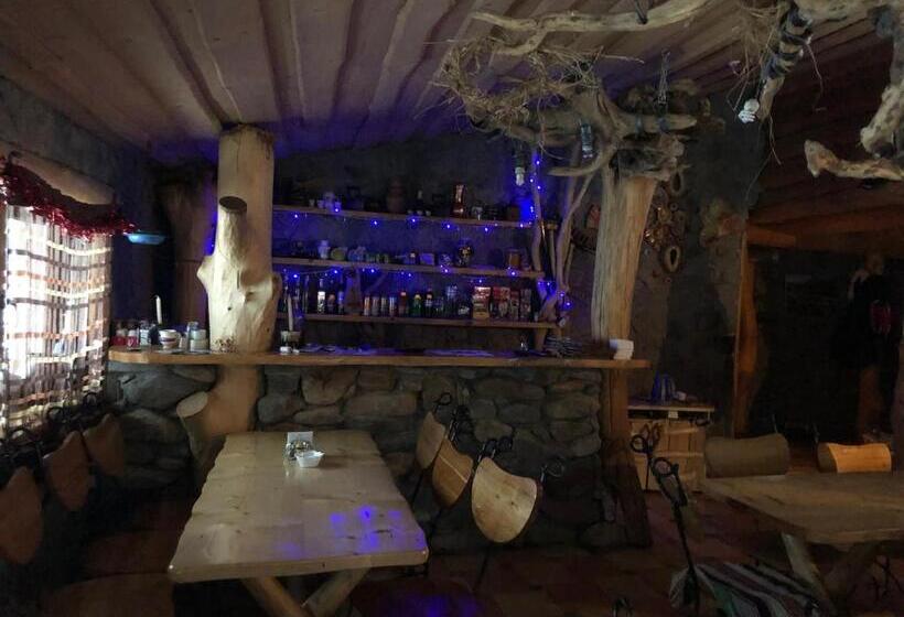 旅馆 будинок художника шипіт