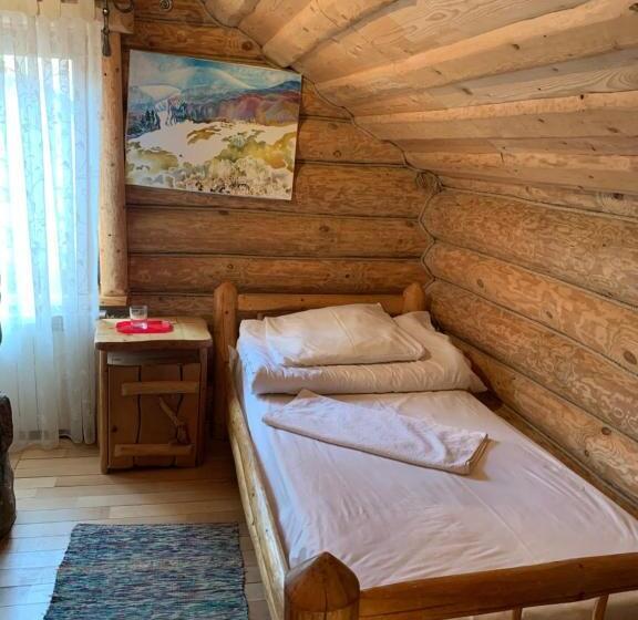 旅馆 будинок художника шипіт