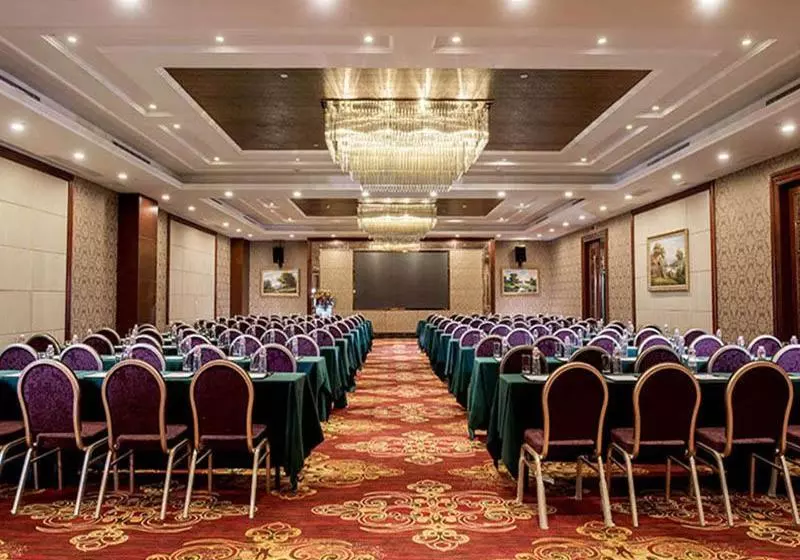 Venus Royal Hot Spring Hotel Guangdong Yangxi Store