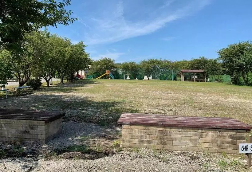 ペンション 快適なアメリカ製トレーラーハウスで非日常グランピング