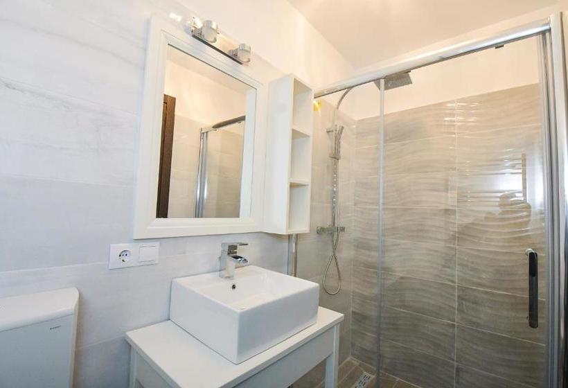 بنسيون Casa Alexandru – Locul în Care Te Simți Acasă