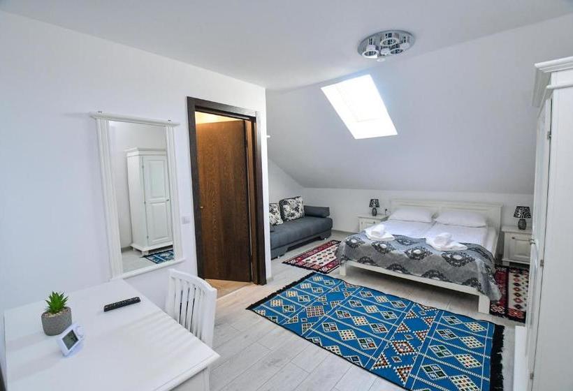 بنسيون Casa Alexandru – Locul în Care Te Simți Acasă