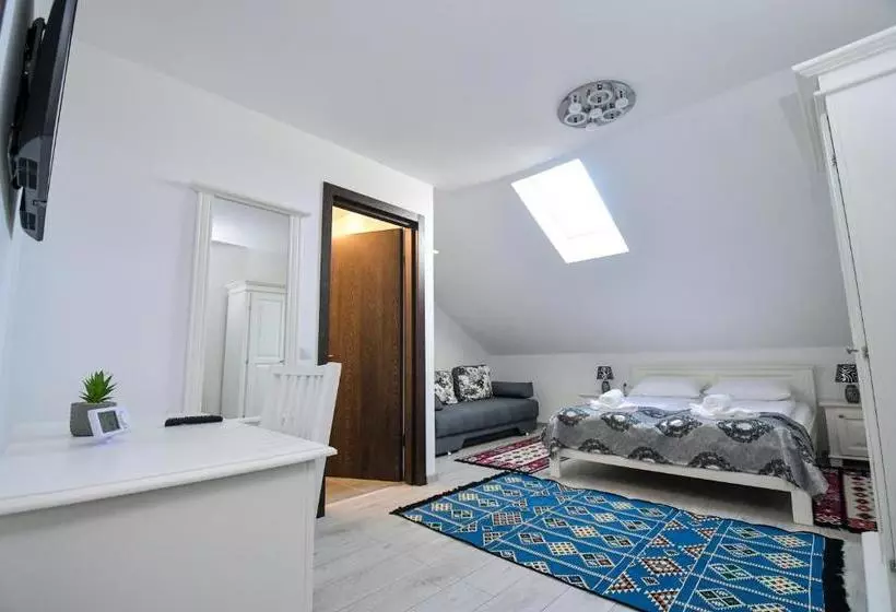 پانسیون Casa Alexandru – Locul în Care Te Simți Acasă