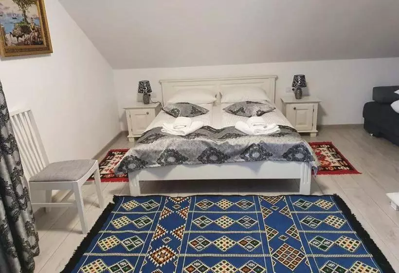 پانسیون Casa Alexandru – Locul în Care Te Simți Acasă