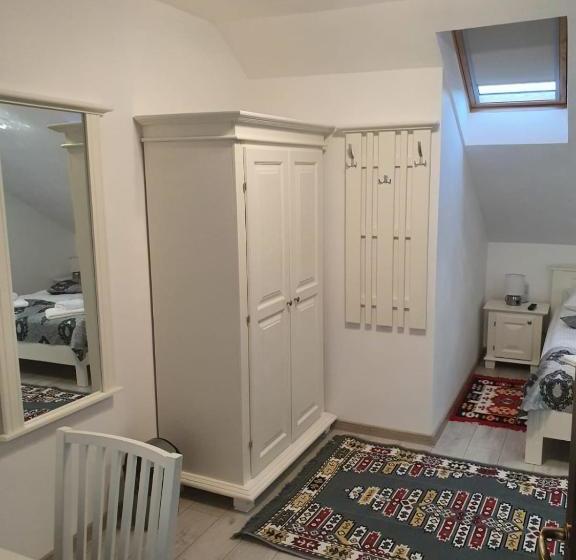 بنسيون Casa Alexandru – Locul în Care Te Simți Acasă