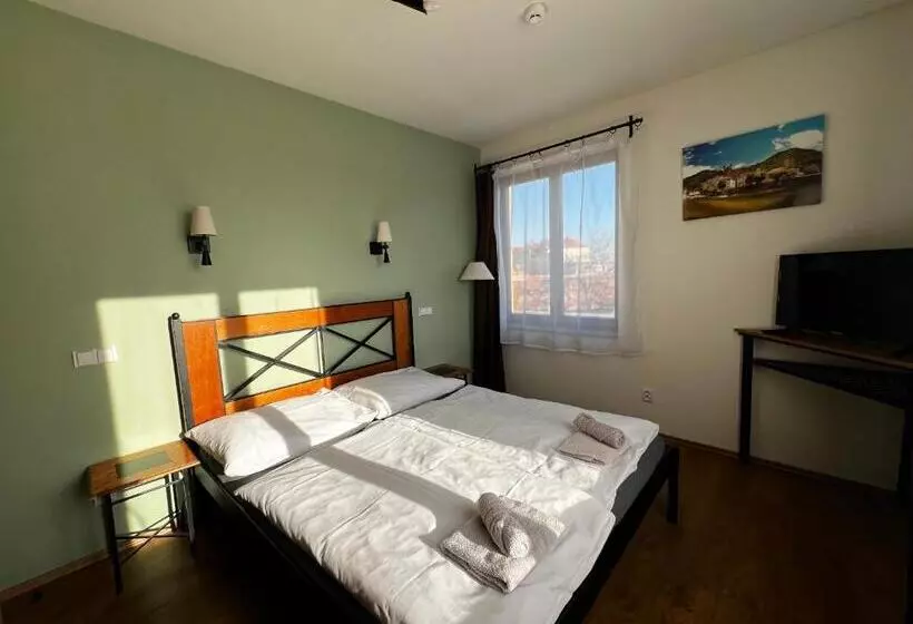 Majatalo Penzion Lacasa