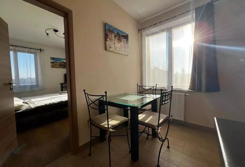 Majatalo Penzion Lacasa