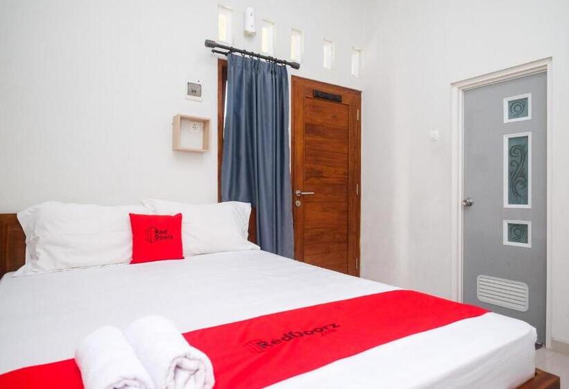 פנסיון Reddoorz Syariah Near Pascasarjana Ugm 3