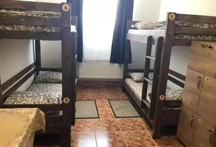 Retkeilymaja гранд хостел