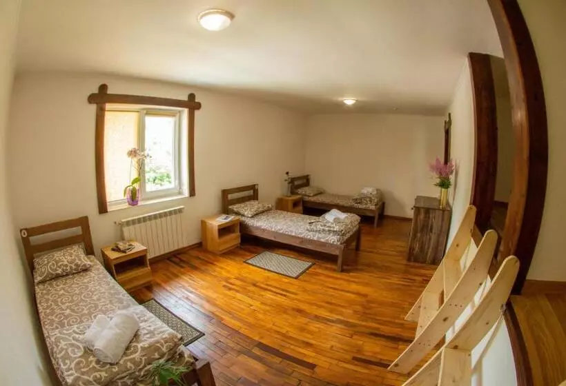 Retkeilymaja гранд хостел