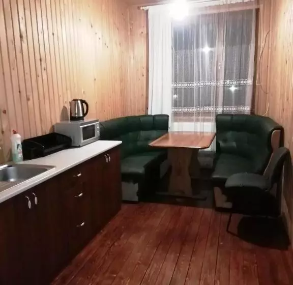 Aamiaismajoitus (B&B) старе подвір я