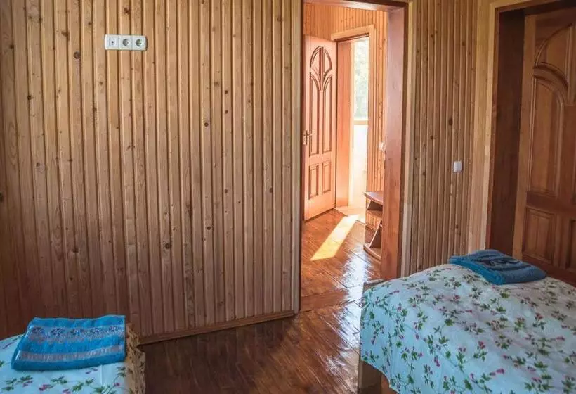 Aamiaismajoitus (B&B) старе подвір я