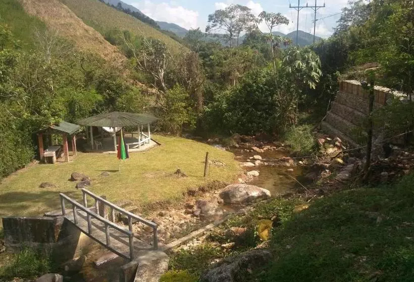 ベッドアンドブレックファースト La Finca De Manu420