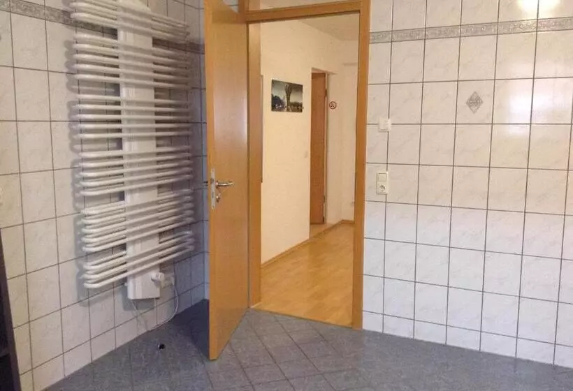 Aamiaismajoitus (B&B) Landhotel Müller Im Donautal