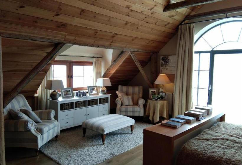 Aamiaismajoitus (B&B) Romantic Cottage