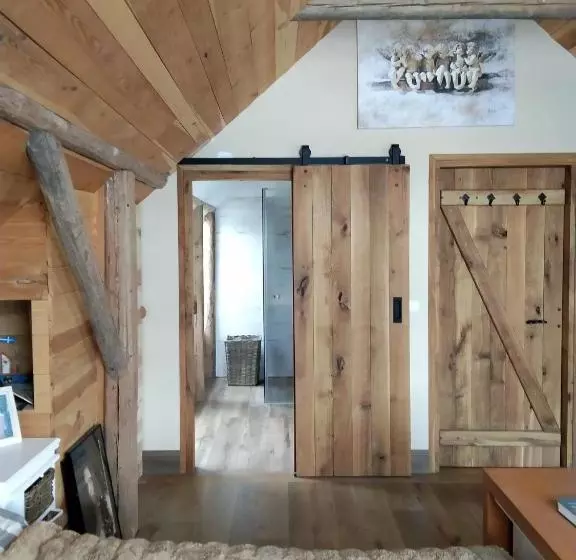 ベッドアンドブレックファースト Romantic Cottage